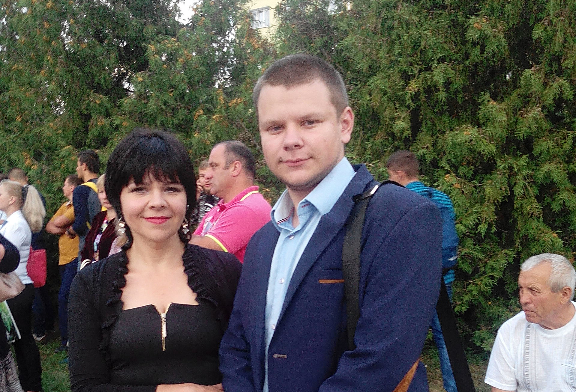 «Нашого цвіту по всьому світу»